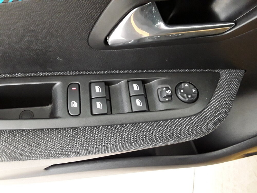 Occasion PEUGEOT 208 208 Electrique 50 kWh 136ch - Style