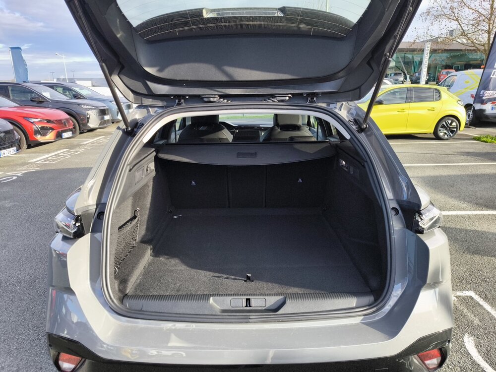 Occasion PEUGEOT 308 308 SW Hybrid 145 e-DCS6 - Allure