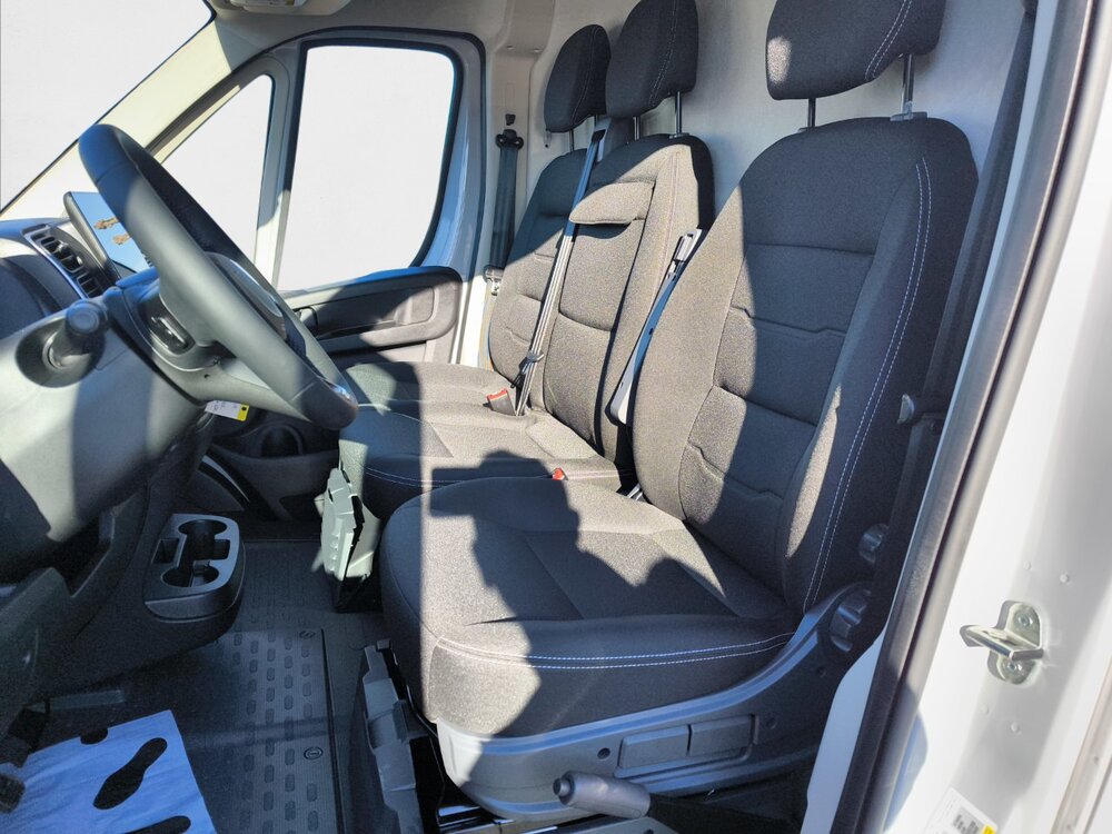 Occasion PEUGEOT Boxer BOXER FGN TOLE 3.5 T L2H2 140 S&S BVM6