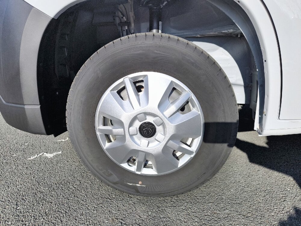 Occasion PEUGEOT Boxer BOXER FGN TOLE 3.5 T L2H2 140 S&S BVM6