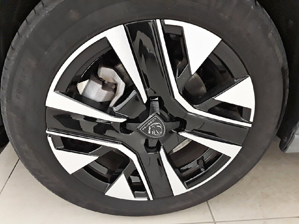 Occasion PEUGEOT 208 208 Hybrid 110 e-DCS6 - Allure