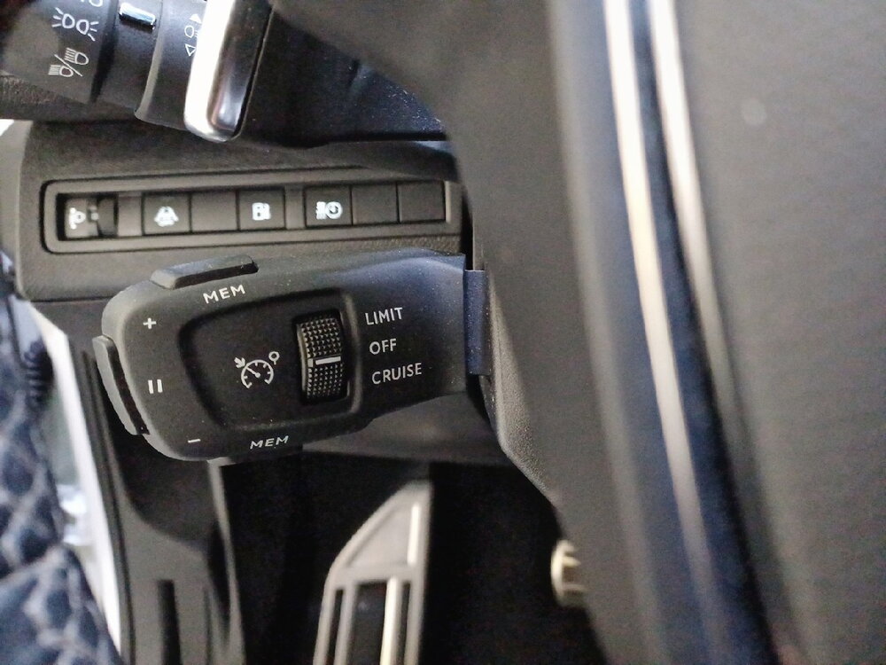 Occasion PEUGEOT 3008 3008 Hybrid 225 e-EAT8 - Roadtrip