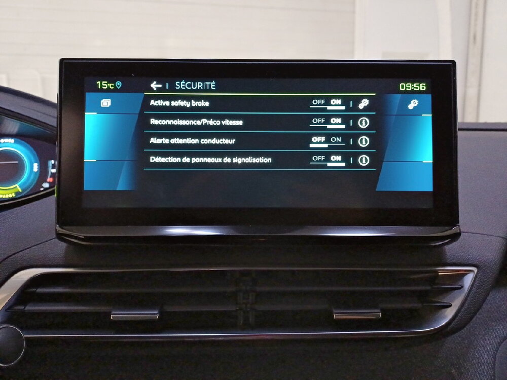 Occasion PEUGEOT 3008 3008 Hybrid 225 e-EAT8 - Roadtrip