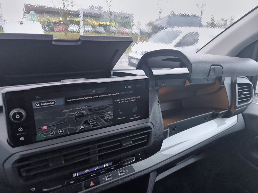 Occasion PEUGEOT Expert EXPERT CA FIXE M DIESEL 180 CH AUTOMATIQUE - TECH EDITION