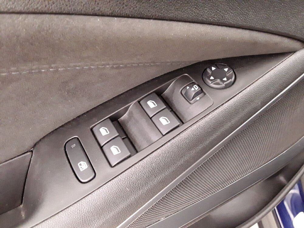 Occasion OPEL Crossland Crossland 1.2 Turbo 110 ch BVM6 - Ultimate