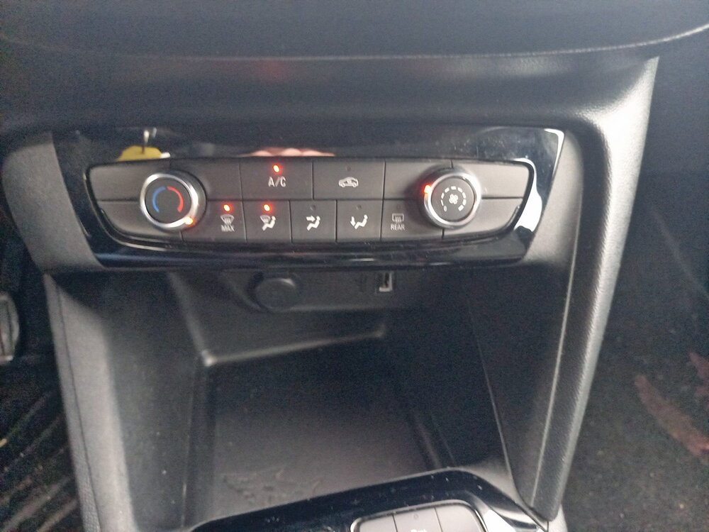 Occasion OPEL Corsa Corsa 1.2 75 ch BVM5 - Edition