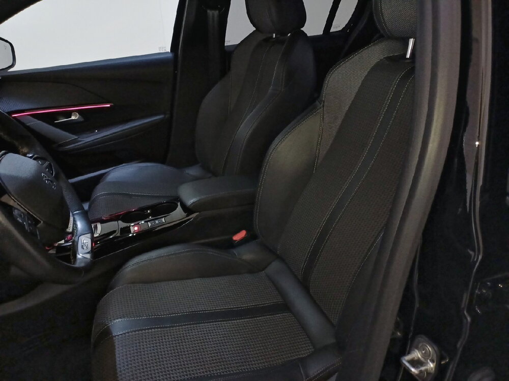 Occasion PEUGEOT 208 208 Electrique 50 kWh 136ch - GT