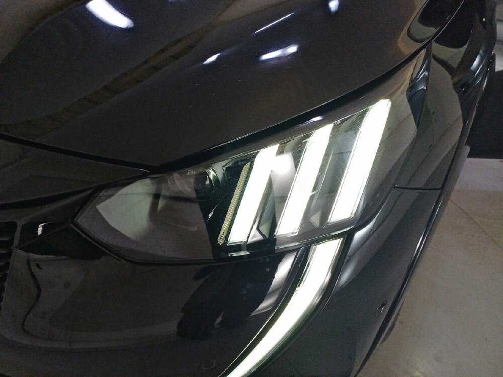 Occasion PEUGEOT 208 208 Electrique 50 kWh 136ch - GT