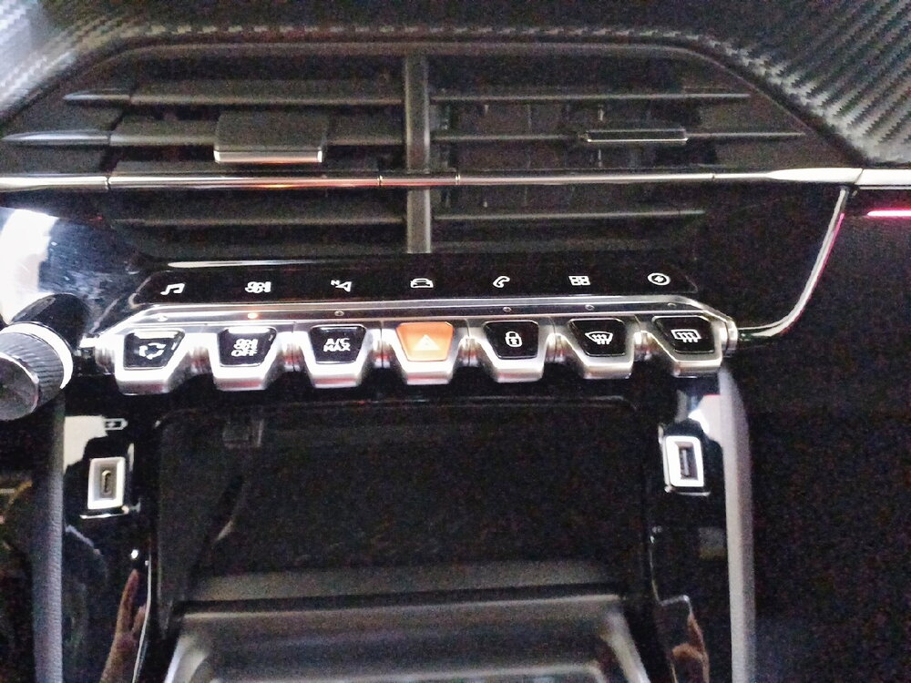 Occasion PEUGEOT 208 208 Electrique 50 kWh 136ch - GT