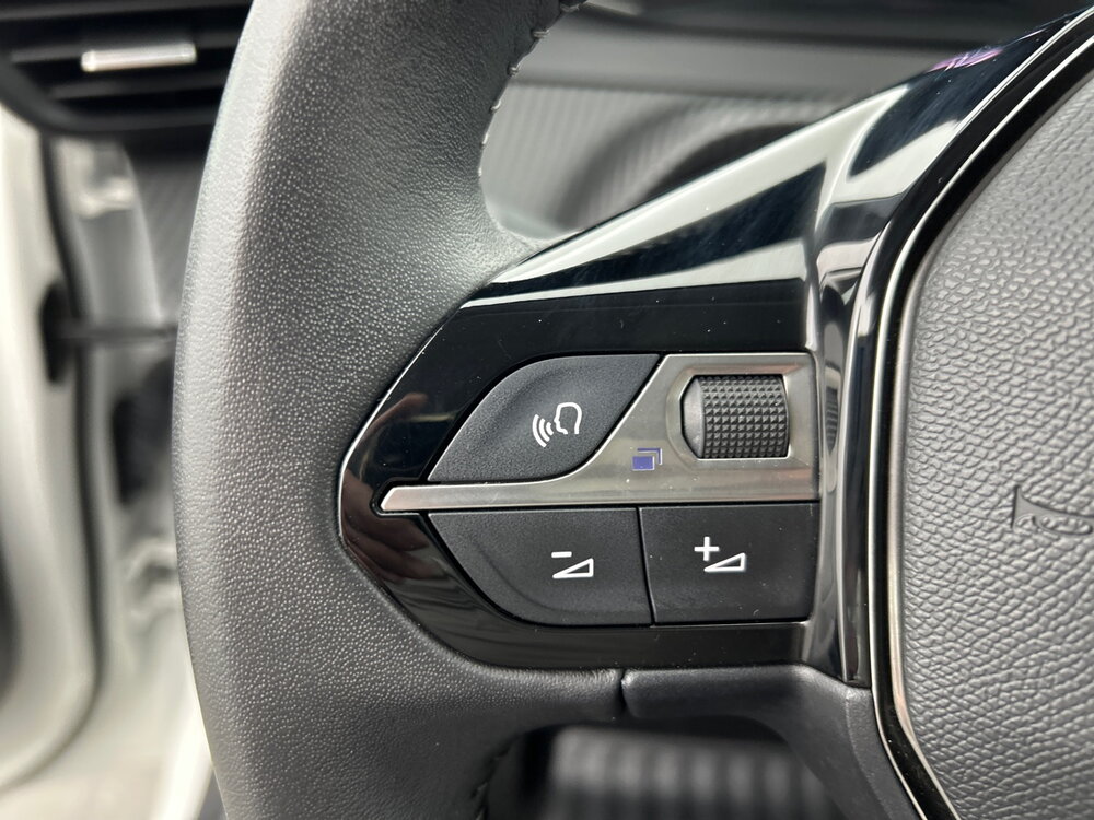 Occasion PEUGEOT 208 208 Electrique 50 kWh 136ch - Active Pack