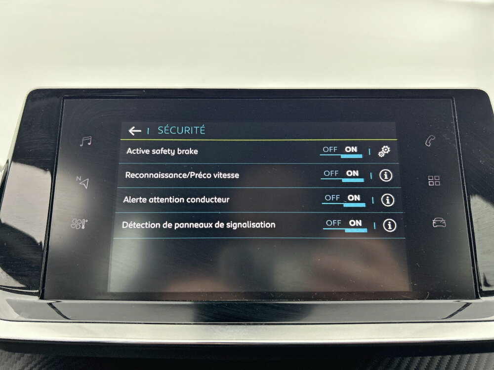 Occasion PEUGEOT 208 208 Electrique 50 kWh 136ch - Active Pack