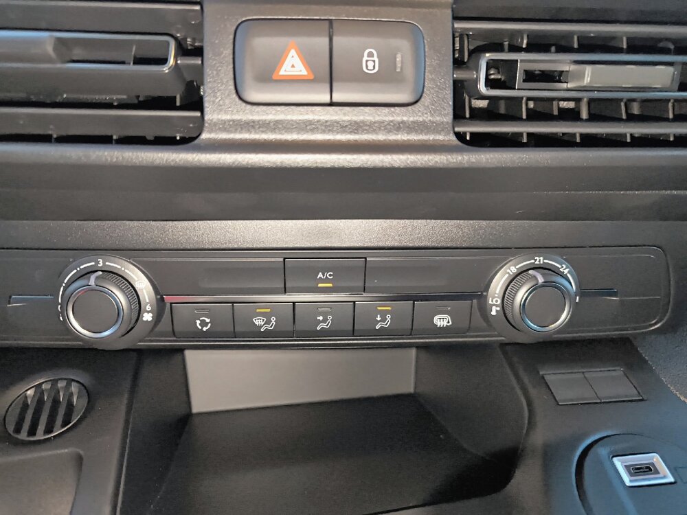 Occasion CITROEN Berlingo BERLINGO VAN TAILLE M 650KG BLUEHDI 100 S&S BVM6