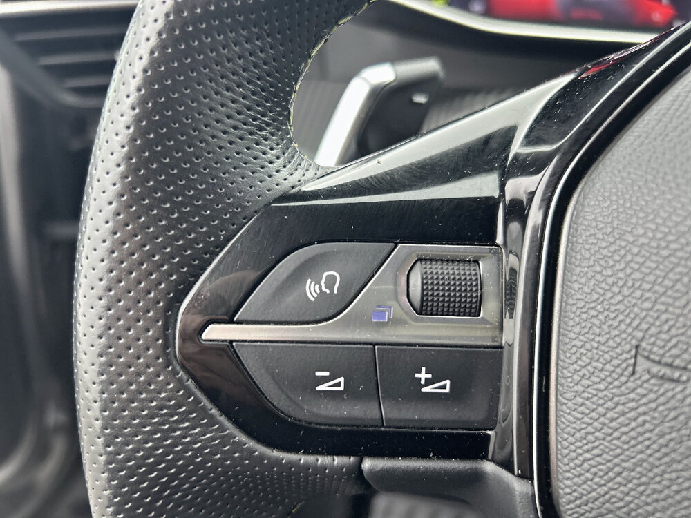 Occasion PEUGEOT 2008 2008 PureTech 130 S&S EAT8 - GT