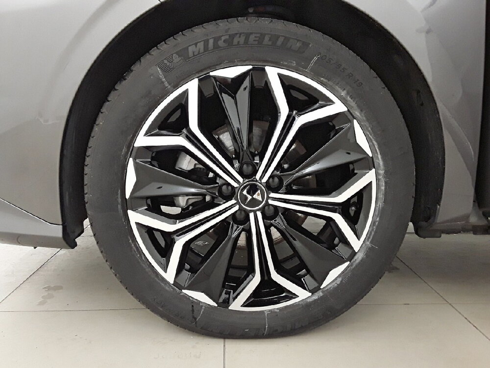 Occasion DS DS4 DS 4 Hybride 136 e-DCT6 - Etoile - Alcantara