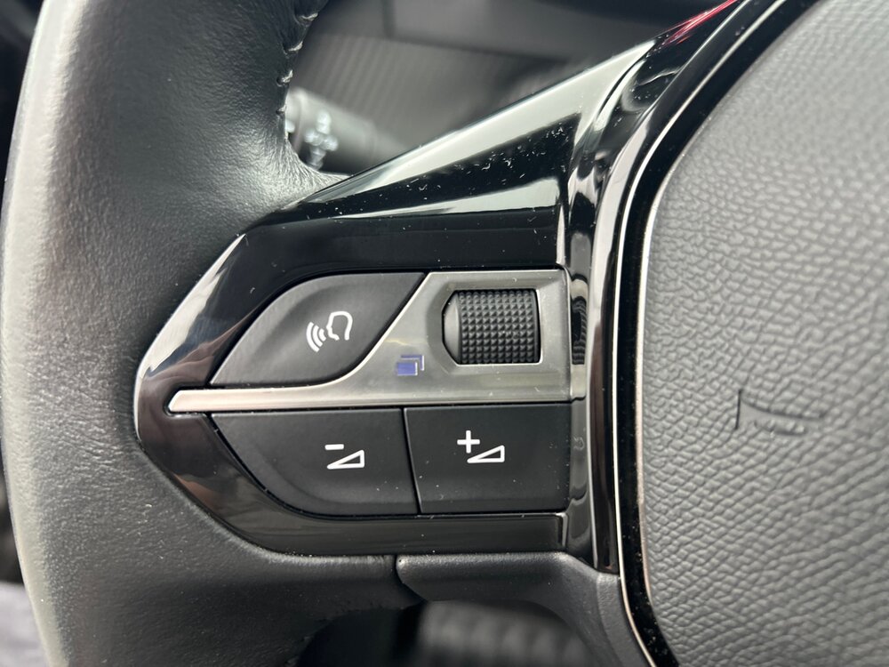 Occasion PEUGEOT 2008 2008 PureTech 100 S&S BVM6 - Allure Business