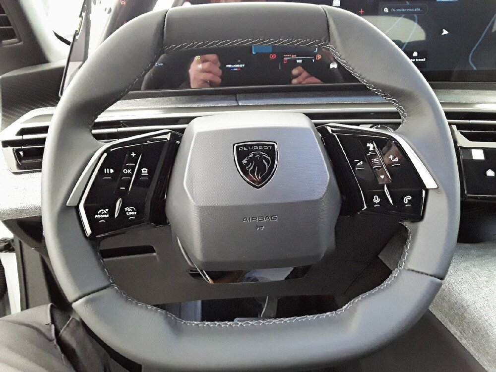 Occasion PEUGEOT 5008 5008 Hybrid 145 e-DCS6 - Allure