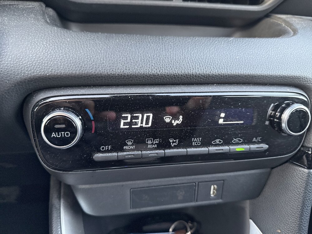 Occasion TOYOTA Yaris Yaris Hybride 116h - Collection