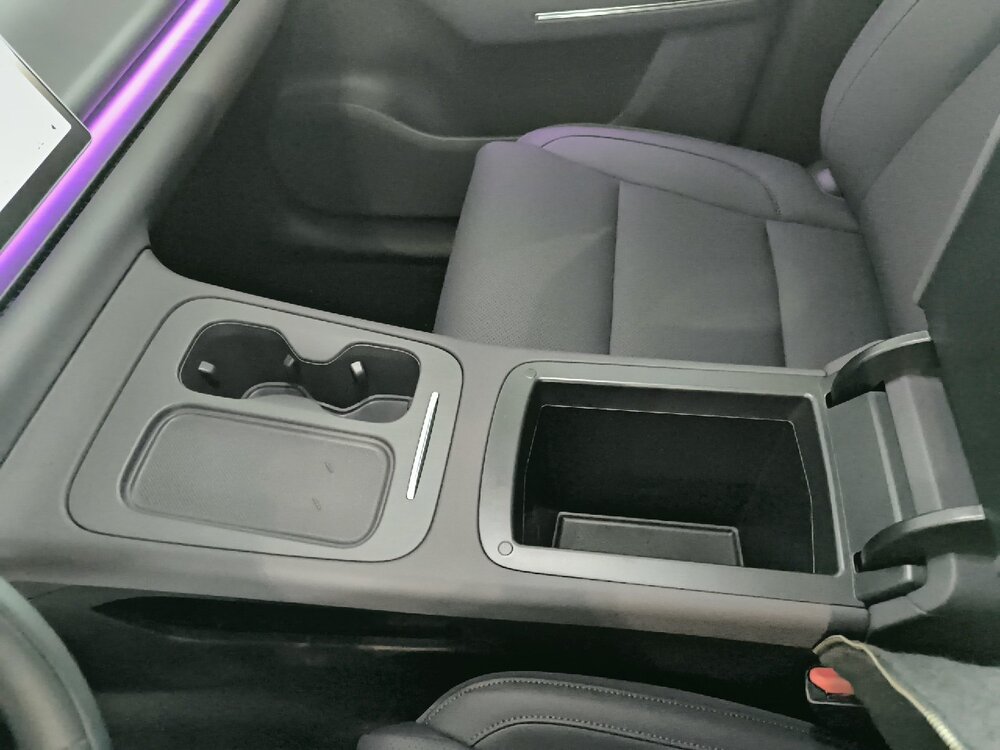 Occasion LEAPMOTOR C10 C10 REEV 28.4 kWh - 158 kW - Design