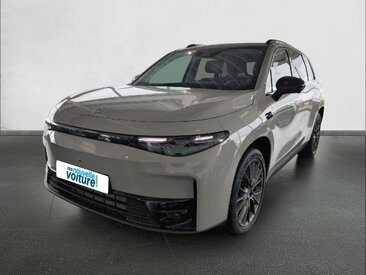 Occasion LEAPMOTOR C10 C10 REEV 28.4 kWh - 158 kW - Design