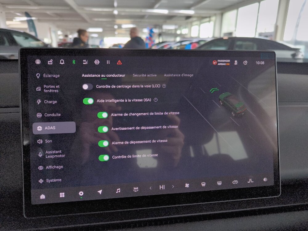 Occasion LEAPMOTOR C10 C10 REEV 28.4 kWh - 158 kW - Design