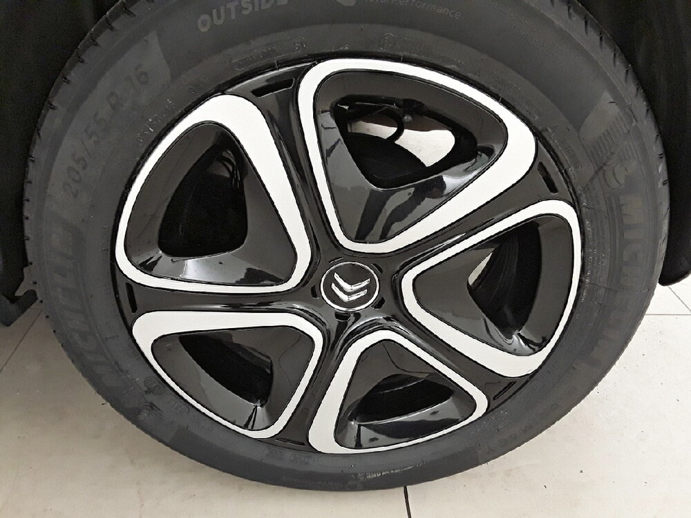 Occasion CITROEN C3 C3 PureTech 83 S&S BVM5 - Shine