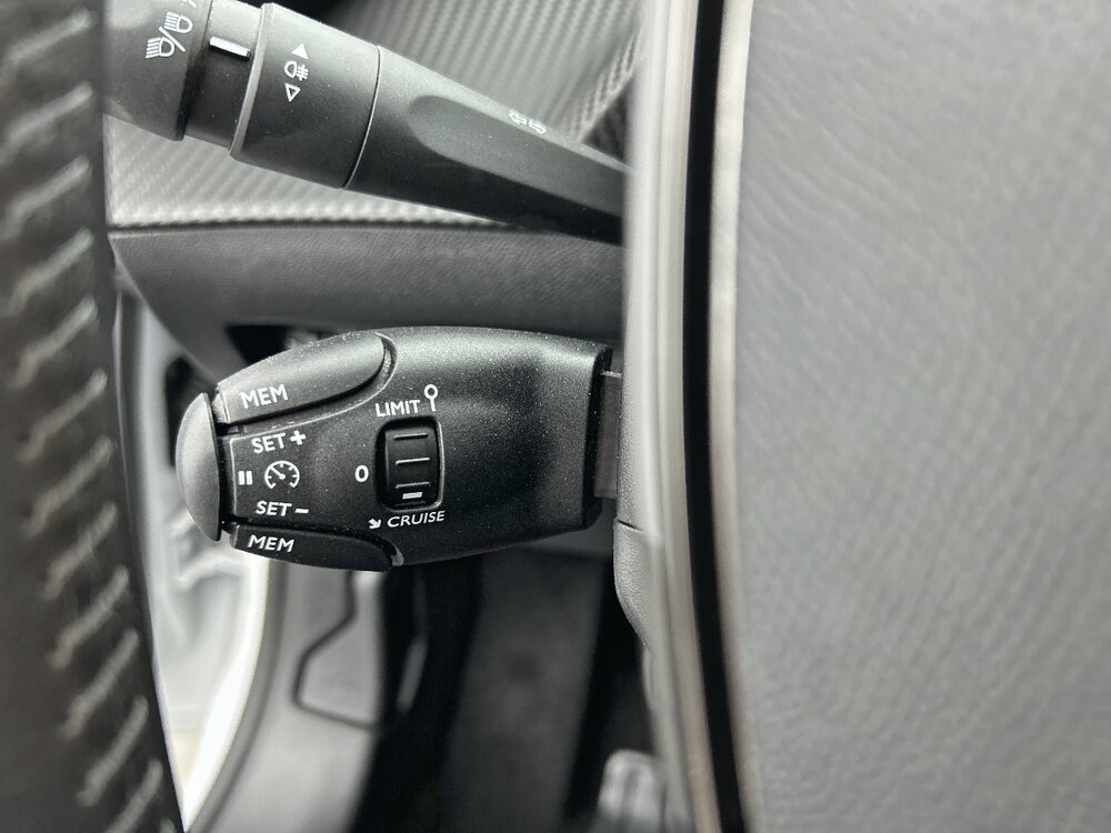 Occasion PEUGEOT 208 208 PureTech 100 S&S BVM6 - Active