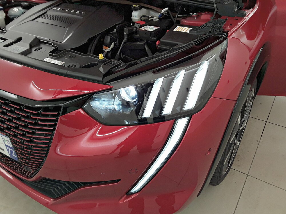 Occasion PEUGEOT 208 208 Electrique 50 kWh 136ch - GT