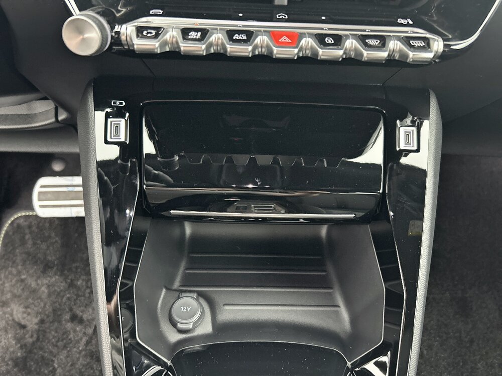 Occasion PEUGEOT 2008 2008 Hybrid 145 e-DCS6 - GT