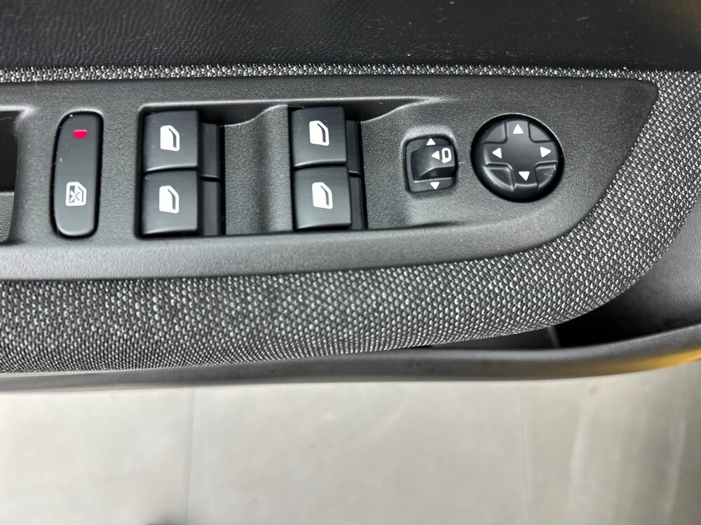 Occasion PEUGEOT 208 208 Electrique 50 kWh 136ch - Style