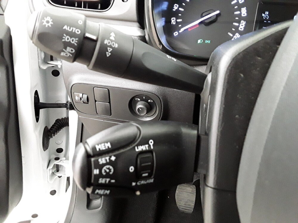 Occasion CITROEN C3 C3 PureTech 83 S&S BVM5 - Shine