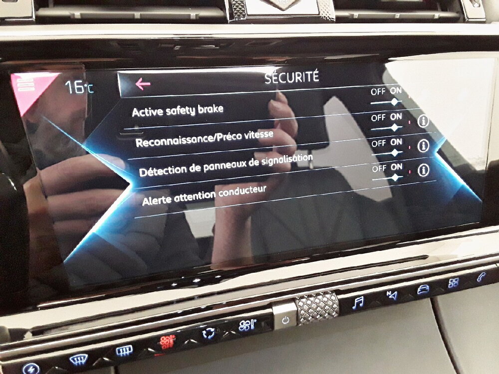 Occasion DS DS 7 Crossback DS7 Crossback Hybride E-Tense 300 EAT8 4x4 - Rivoli