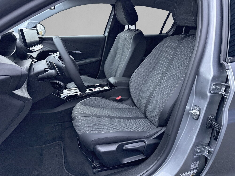 Occasion PEUGEOT 208 208 Hybrid 110 e-DCS6 - série spéciale ENVY