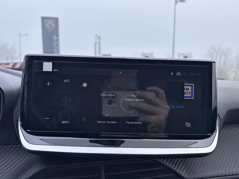 Occasion PEUGEOT 208 208 Hybrid 110 e-DCS6 - série spéciale ENVY