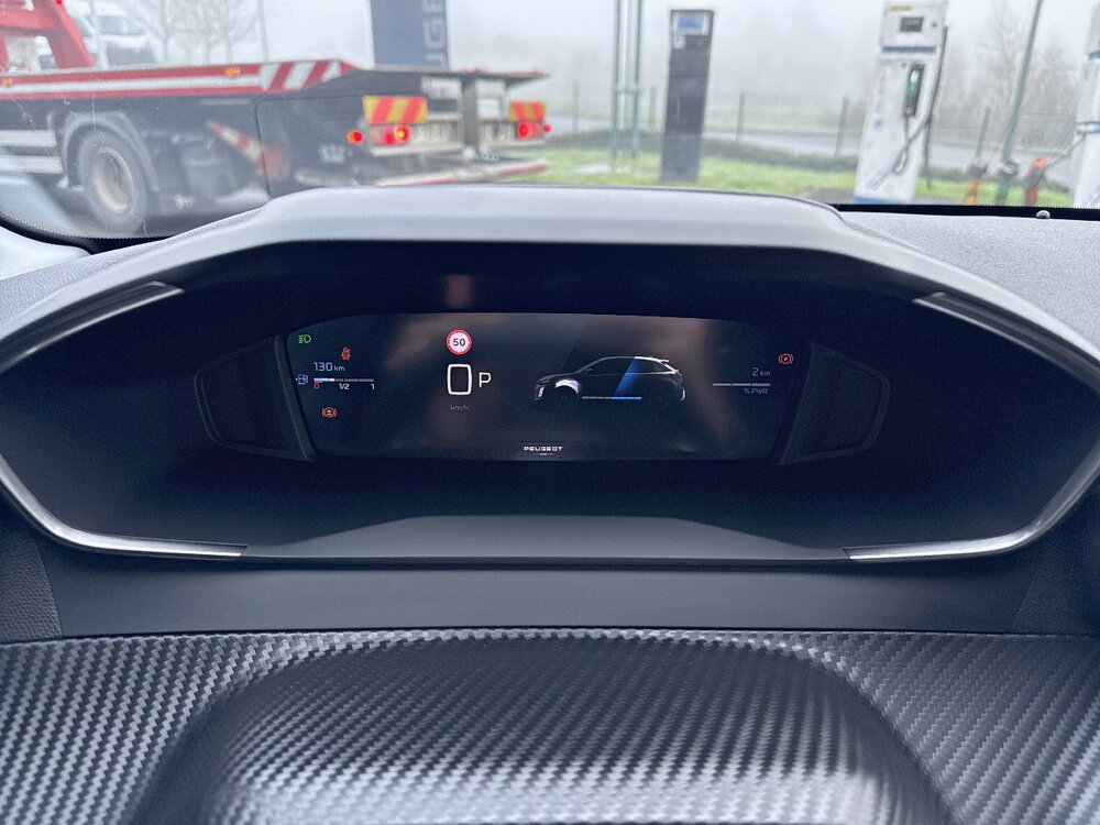 Occasion PEUGEOT 208 208 Hybrid 110 e-DCS6 - série spéciale ENVY