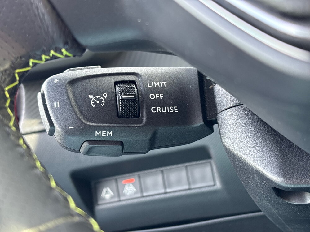 Occasion PEUGEOT 208 208 Electrique 50 kWh 136ch - GT Pack