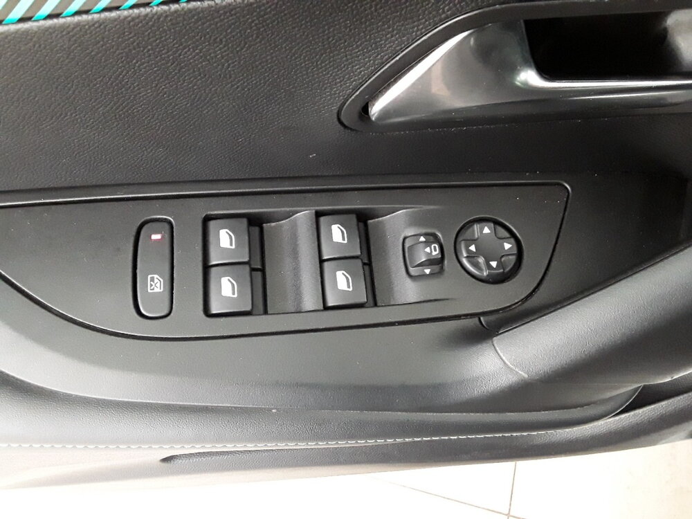 Occasion PEUGEOT 2008 2008 BlueHDi 130 S&S EAT8 - Allure Pack