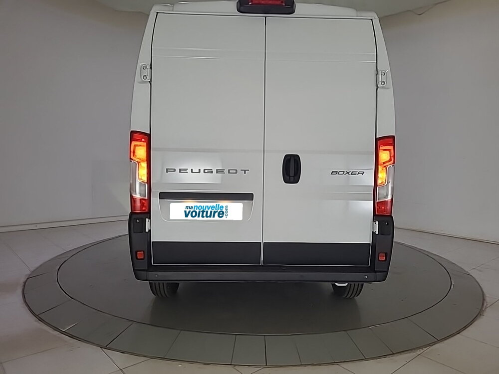 Occasion PEUGEOT Boxer BOXER FGN TOLE 3.5 T L2H2 140 S&S BVA8
