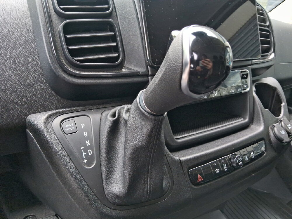 Occasion PEUGEOT Boxer BOXER FGN TOLE 3.5 T L2H2 140 S&S BVA8