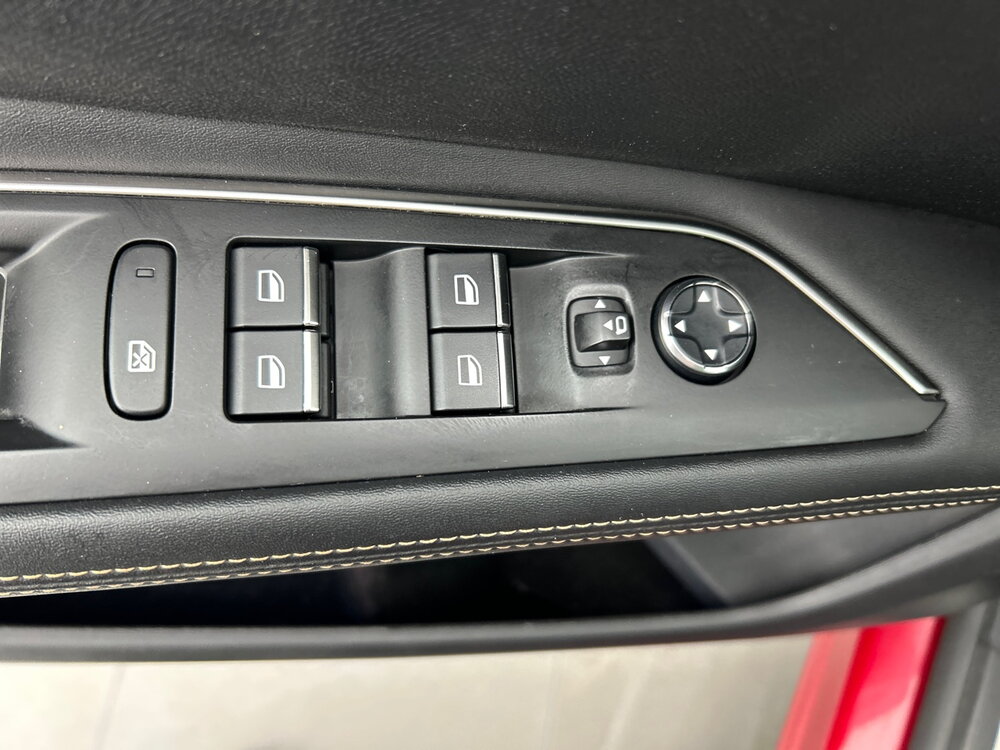 Occasion PEUGEOT 3008 3008 Hybrid 225 e-EAT8 - GT