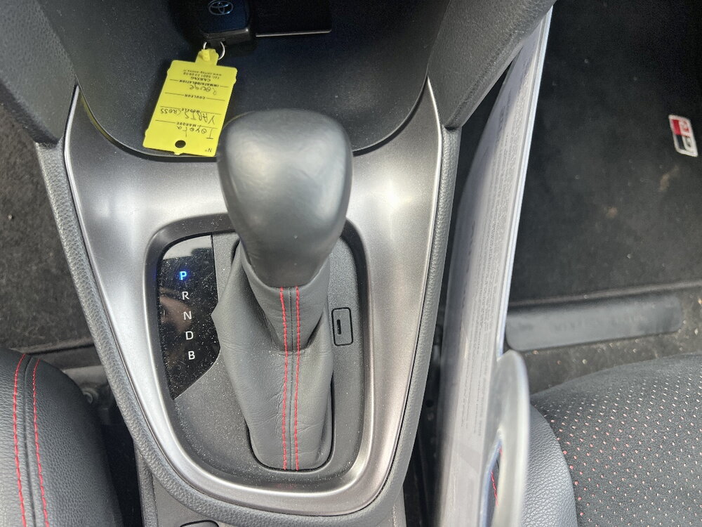 Occasion TOYOTA Yaris Yaris Cross Hybride 116h 2WD - GR SPORT