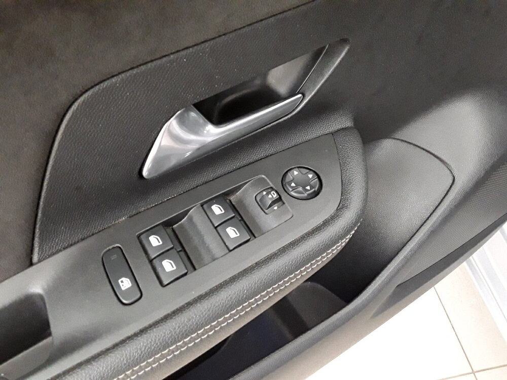Occasion OPEL Mokka Mokka Electrique 136 ch & Batterie 50 kWh - Ultimate