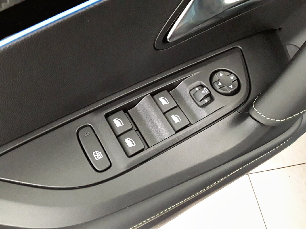 Occasion PEUGEOT 2008 2008 Hybrid 145 e-DCS6 - GT