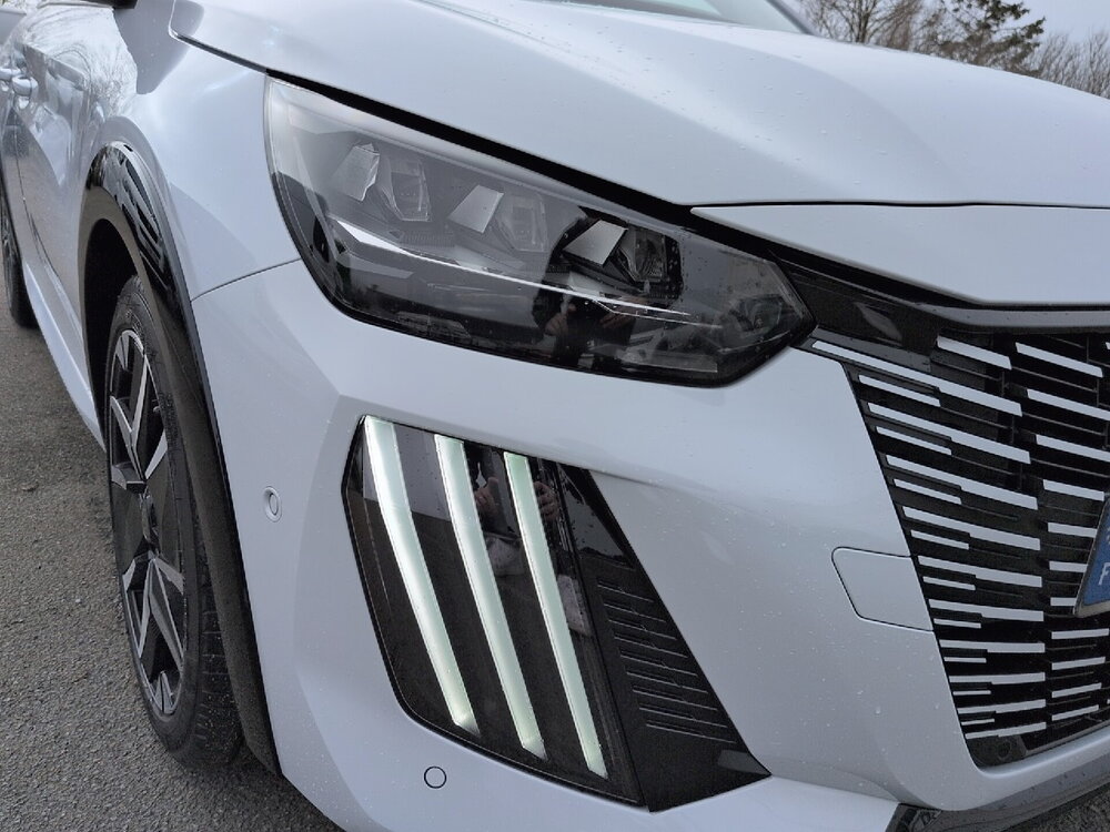 Occasion PEUGEOT 208 208 Hybrid 110 e-DCS6 - GT Exclusive