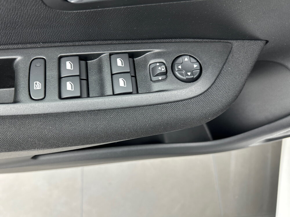 Occasion PEUGEOT 208 208 Electrique 50 kWh 136ch - Active Pack