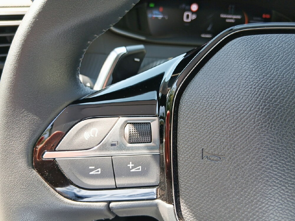 Occasion PEUGEOT 208 208 Hybrid 110 e-DCS6 - Allure