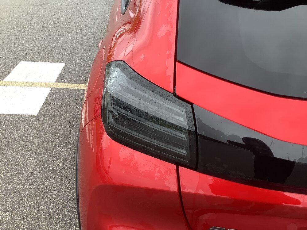 Occasion PEUGEOT 208 208 Hybrid 110 e-DCS6 - série spéciale ENVY