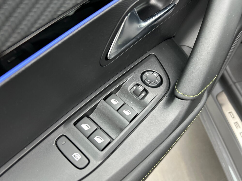 Occasion PEUGEOT 2008 2008 Hybrid 145 e-DCS6 - GT
