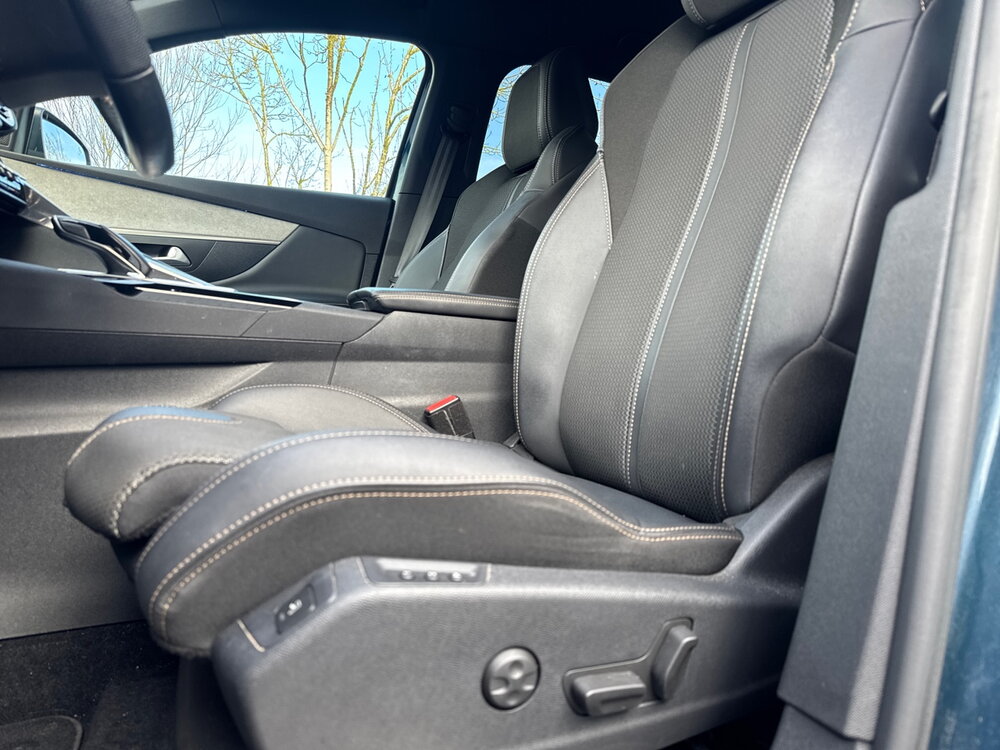 Occasion PEUGEOT 3008 3008 PureTech 130ch S&S EAT8 - GT