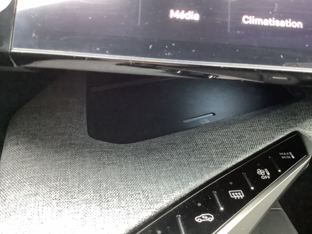 Occasion PEUGEOT 3008 3008 Hybrid 145 e-DCS6 - GT