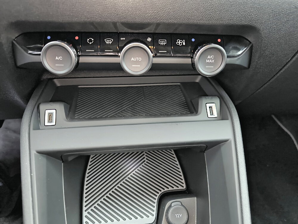 Occasion CITROEN C4 C4 Hybride 145 e-DCS6 - Collection